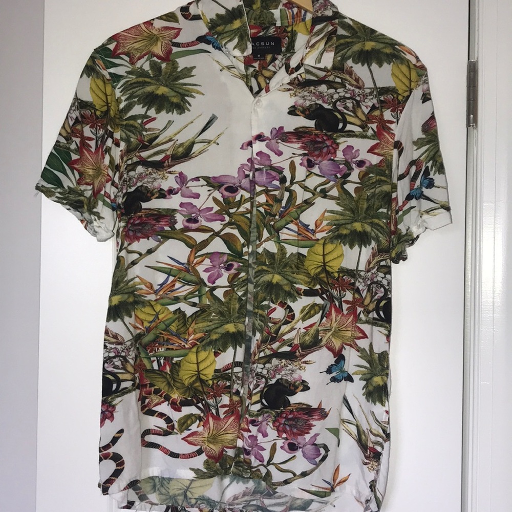 Hawaiian button up